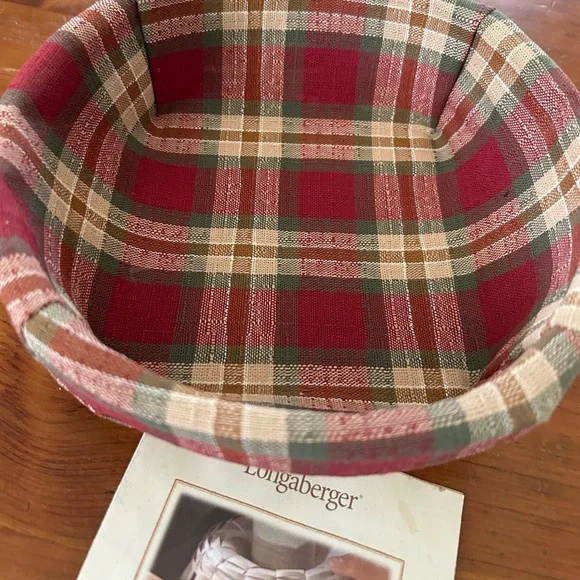 Longaberger Red and Green Plaid Divided Basket - Picture 2 of 6